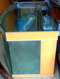 MAY SALE - WEISNICK AQUARIUMS SALE Great chance to get a bargain. Over 60 pre-owned, tanks plus loads of accessories. From £3 upwards. Viewings welcome Manchester M45