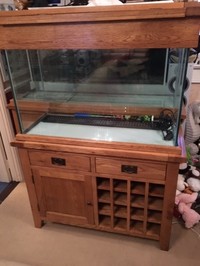 solid oak aquarium cabinet with wine rack +oak lid lovely rich oak colour ,tank as new mint