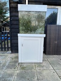 White cube tank